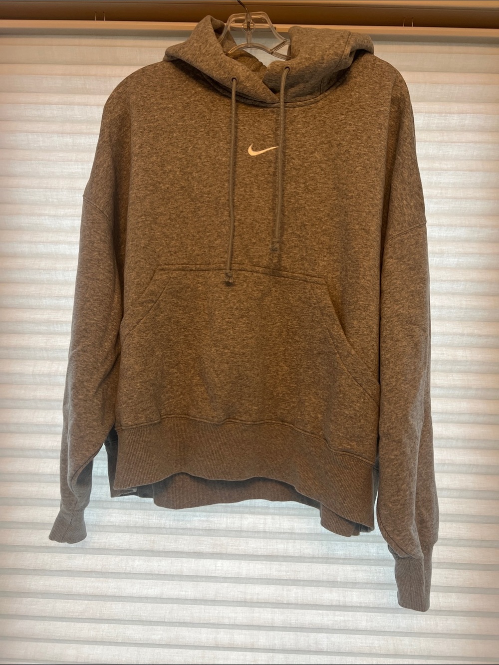 Nike Women’s Heather Gray Oversized/Cropped Hoodie Size Large